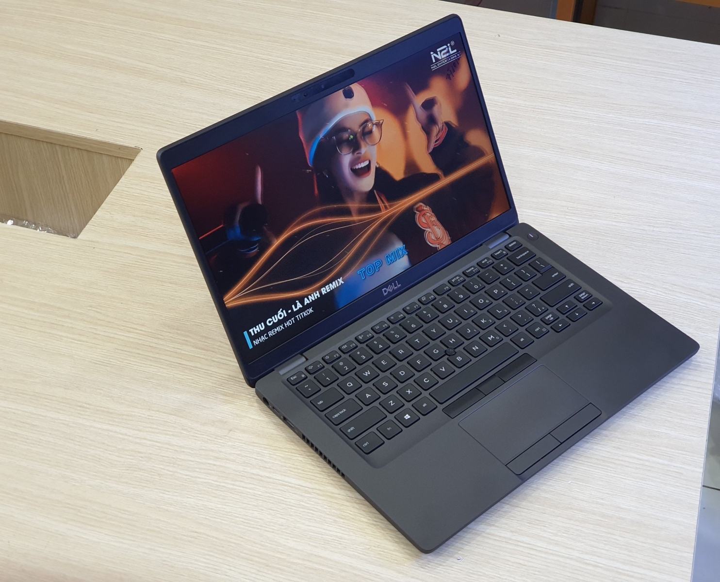 LAPTOP XACH TAY dell 5400 giá rẻ